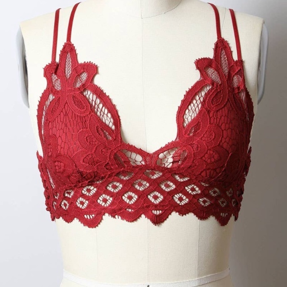 Rouge Lace Bralett - Size Small NWT